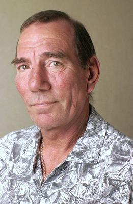 Pete Postlethwaite image