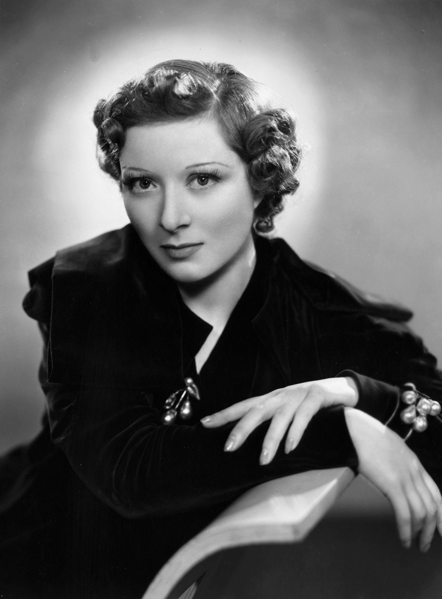 Greer Garson image