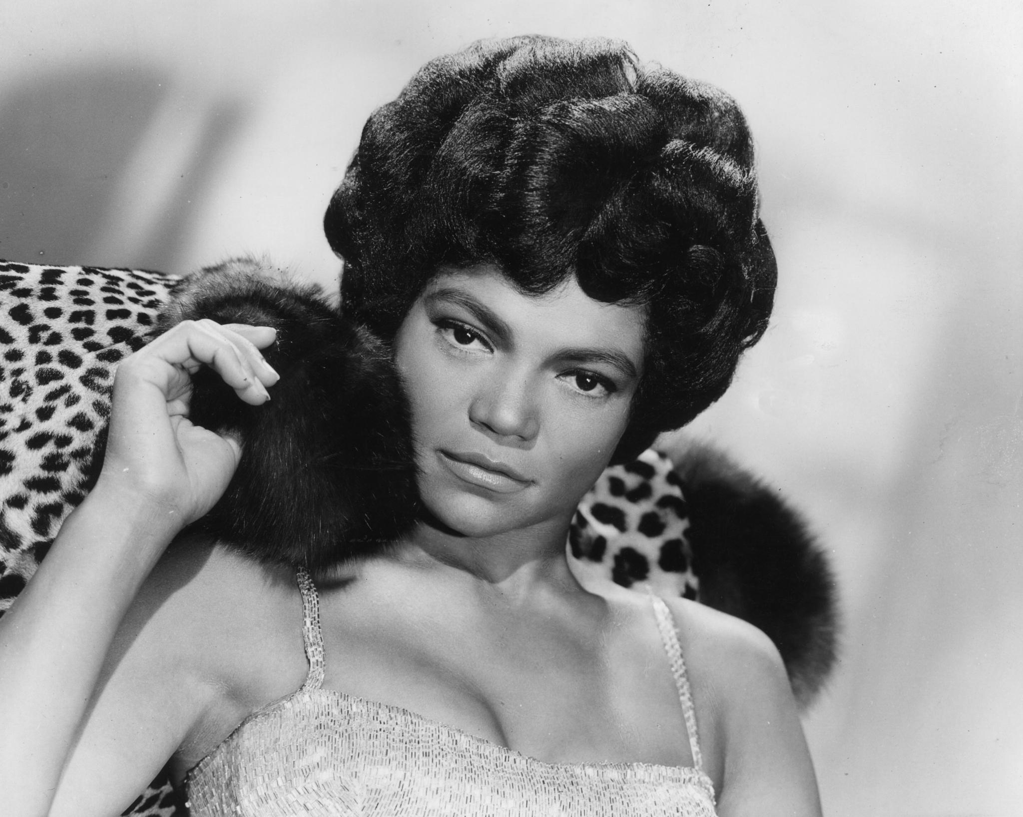 Eartha Kitt image