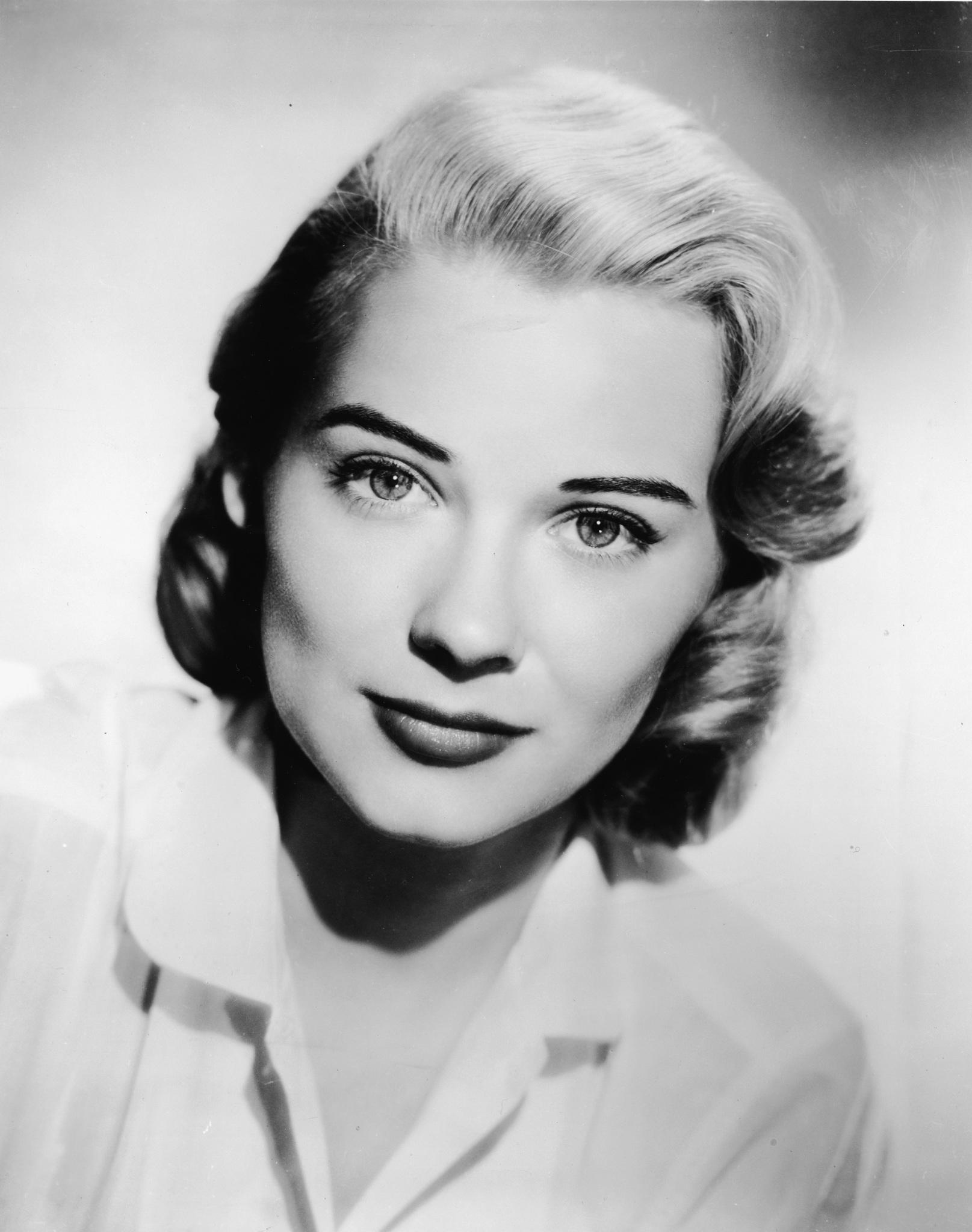 Hope Lange image