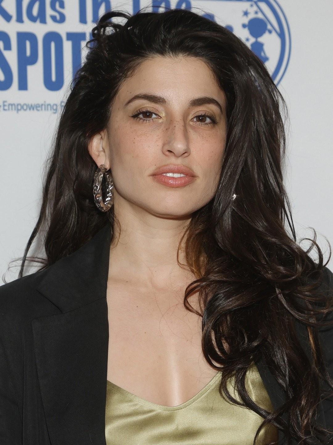 Tania Raymonde image