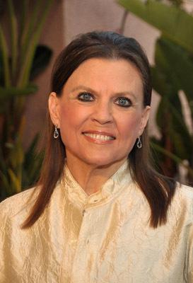 Ann Reinking image