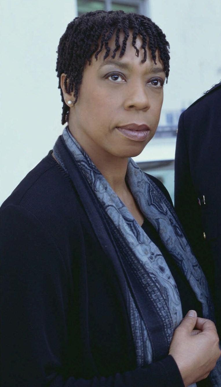 Lynne Thigpen image