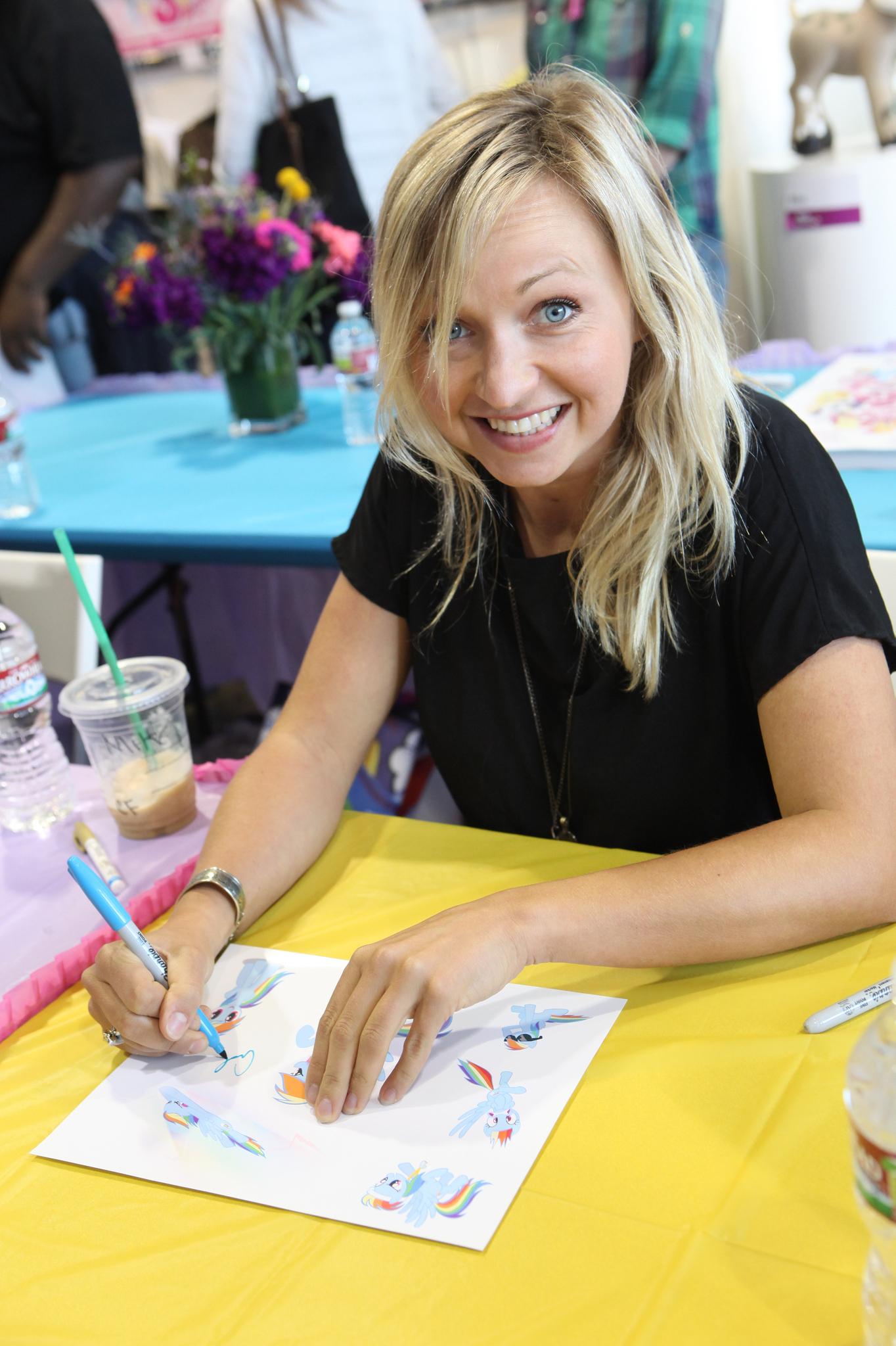 Ashleigh Ball image