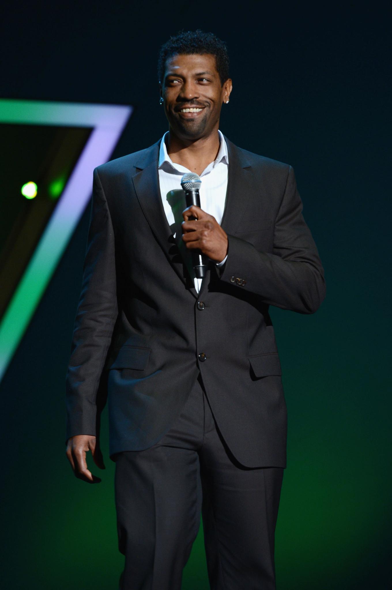 Deon Cole image