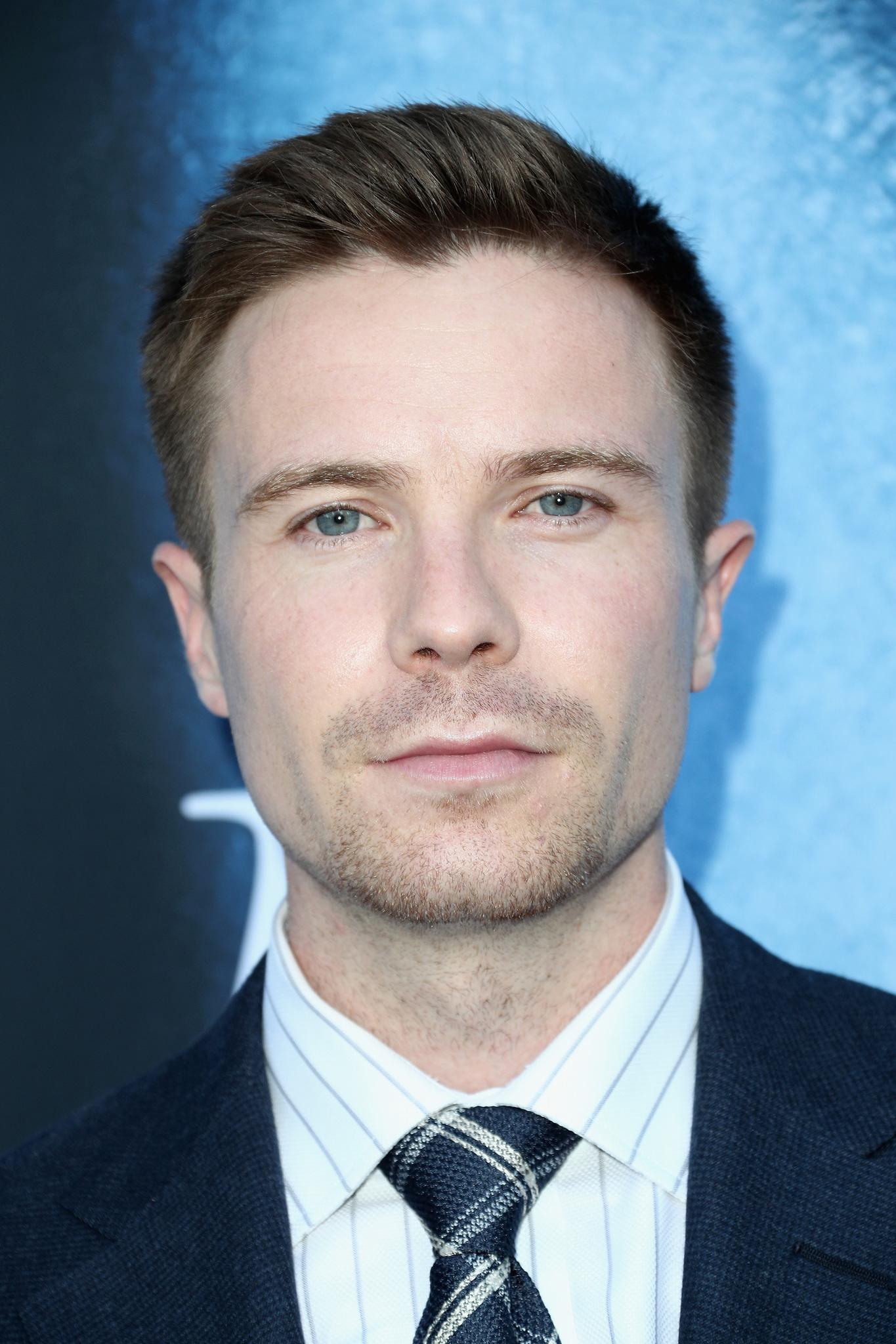 Joe Dempsie image