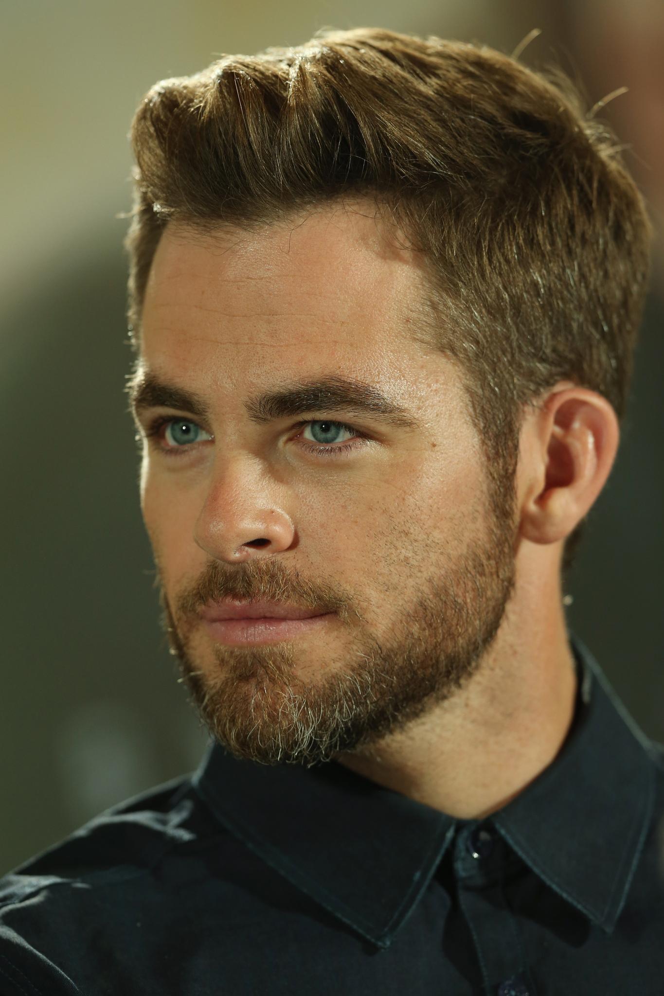 Chris Pine image