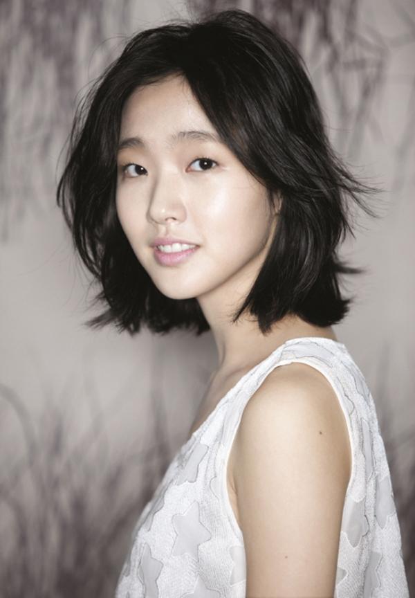 Kim Go-eun image